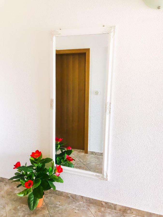 Apartmani Bermanec วีร์ ภายนอก รูปภาพ